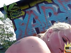 Public busty mature fucked outdoor on 1st amateur sex date